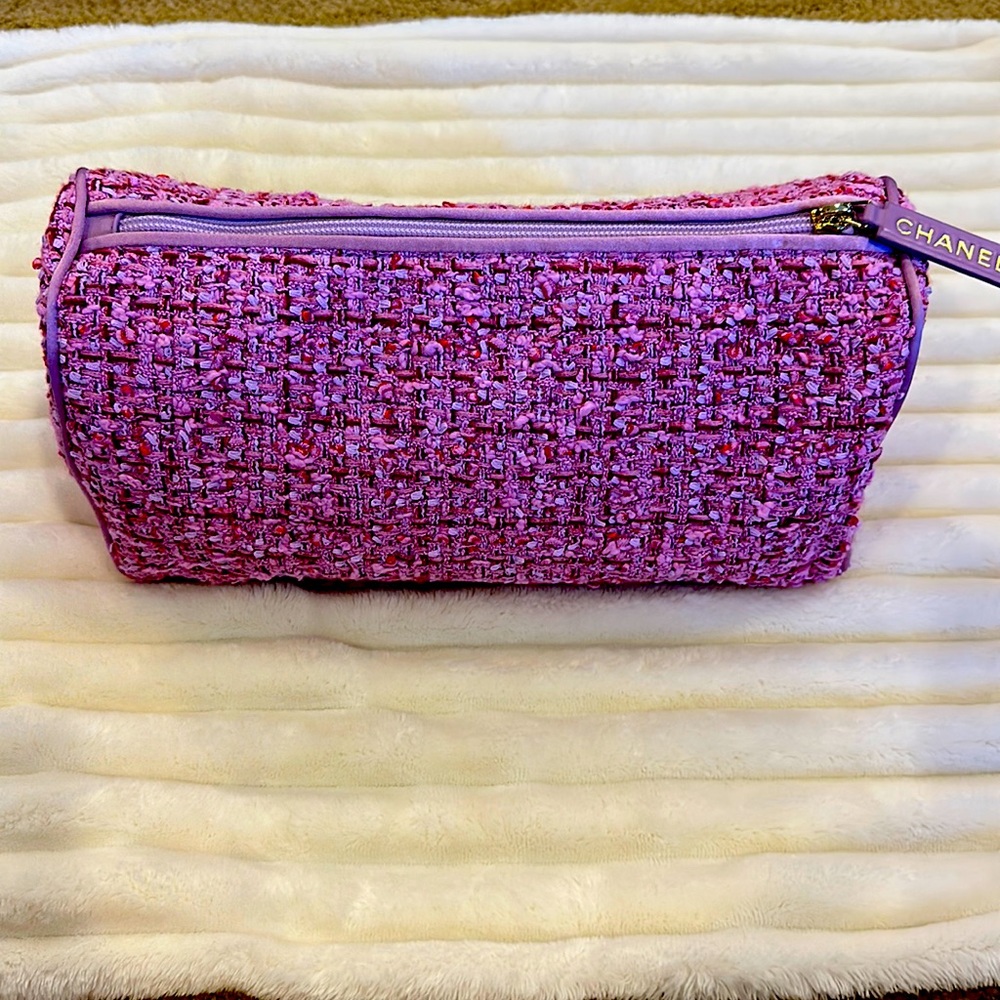 Chanel accessories bag. Brand new.